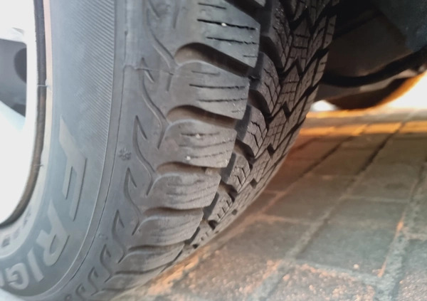 Ford Focus cena 39700 przebieg: 175998, rok produkcji 2019 z Warszawa małe 301